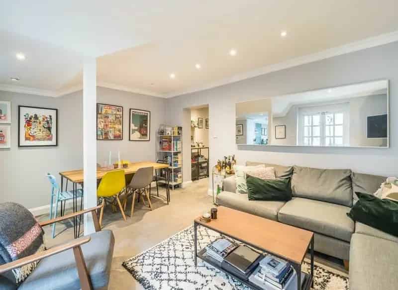 One Bedroom Garden Flat in Sought After Location