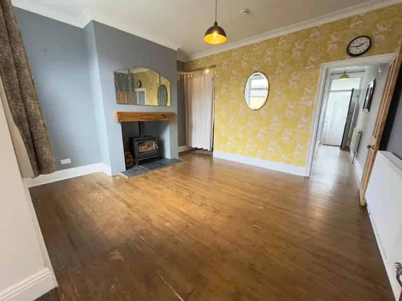 3 Bed Mid Terrace House for Sale Shipley