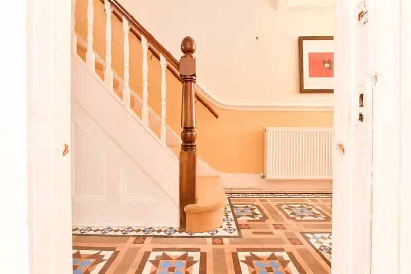 4 bedroom terraced house for sale