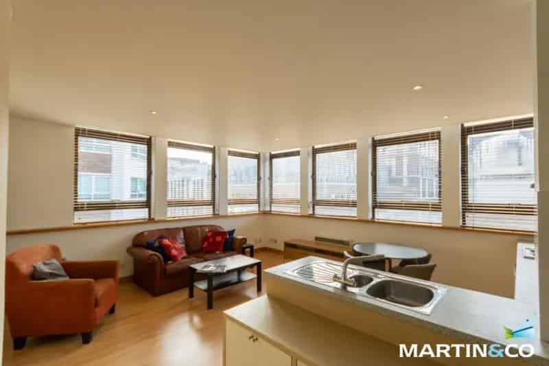 2 Bedroom Flat To Rent
