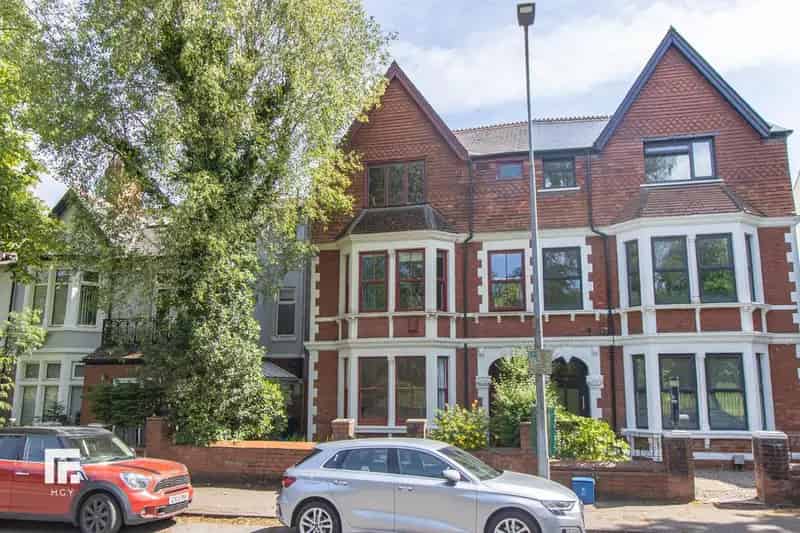 2 Bedroom Ground Floor Flat to Rent
