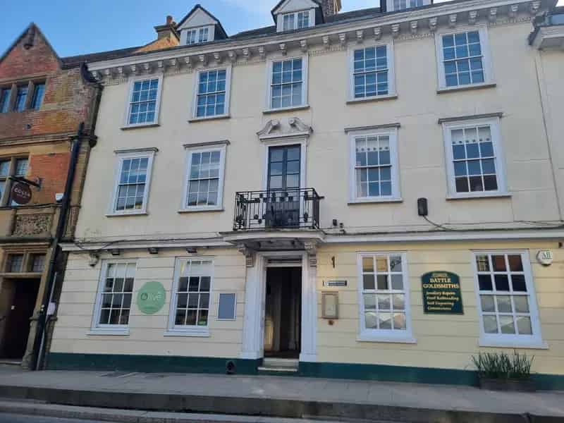 Fully Fitted Restaurant to Let in Battle
