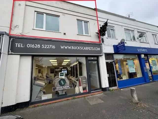 Bourne End Office Space: Self-Contained Open Plan Office with Parking