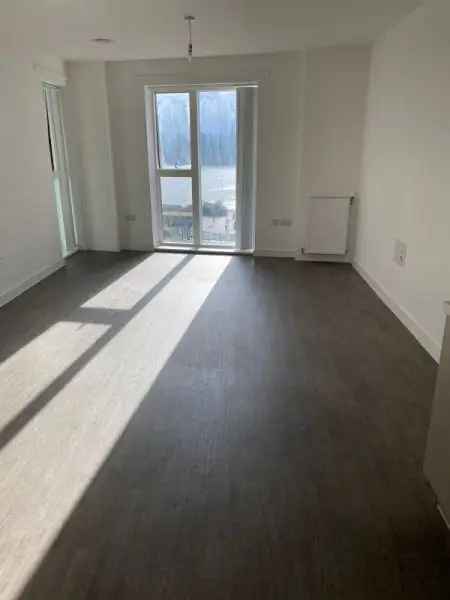 Flat For Rent in London, England