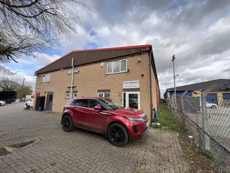 Industrial Unit and Offices Rainham Essex