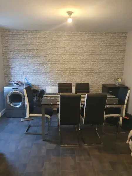 House For Rent in Coventry, England