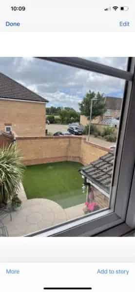 Two Bed End Terrace House Near School and Shops