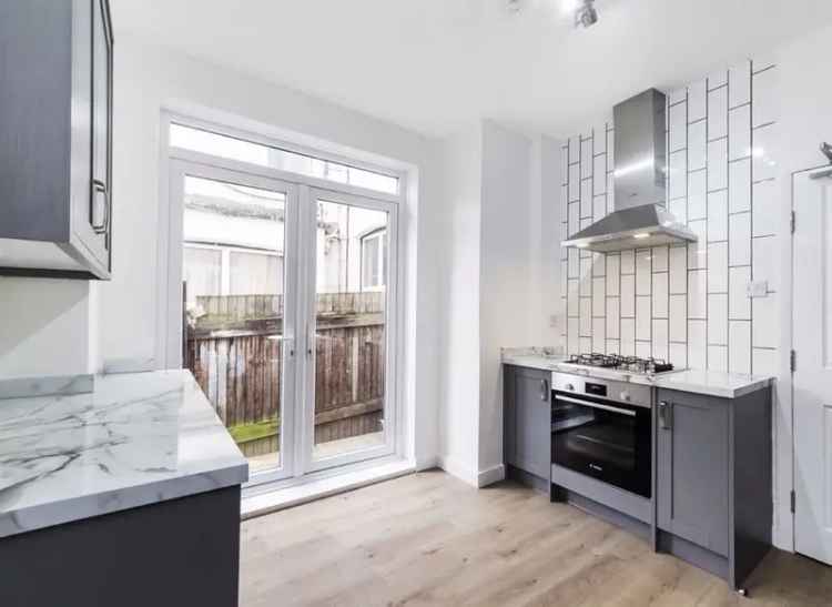 Four Double Bedroom Home on ABCD Roads