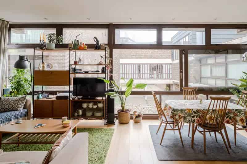 3-Bedroom Apartment in Grade II-Listed Cabanel Place Kennington