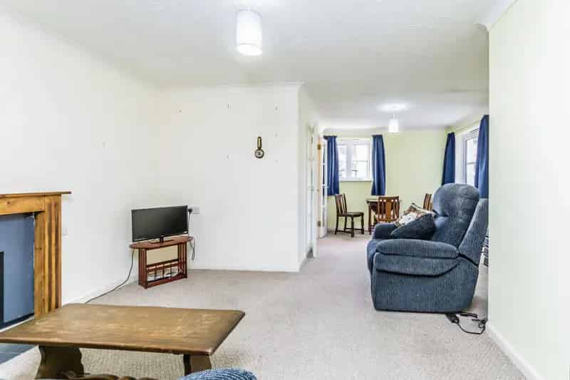 Retirement Flat in Caterham on the Hill