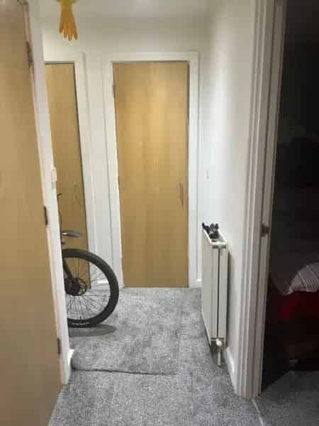 Ground Floor Flat Near Schools and Bus Stop