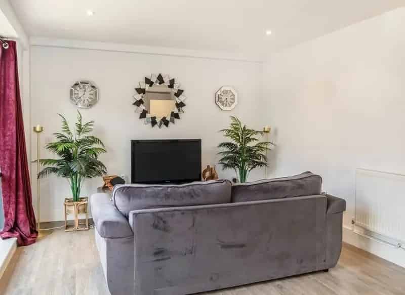 Two Bedroom Apartment St Albans City Centre