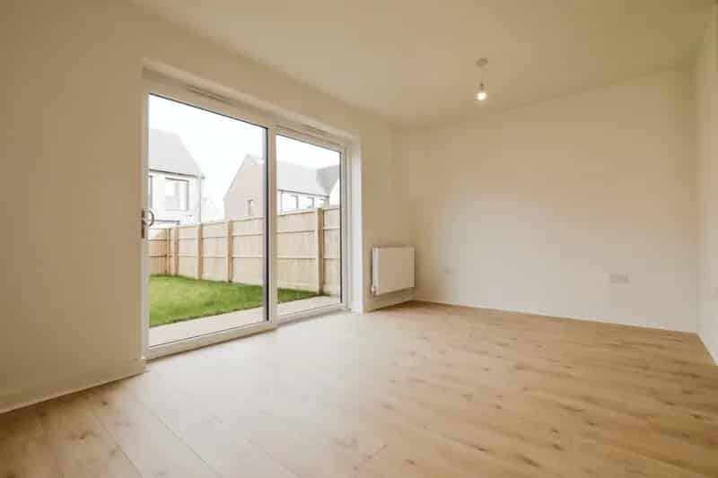 3-Bedroom New Build Home Modern Open Plan Living Landscaped Garden