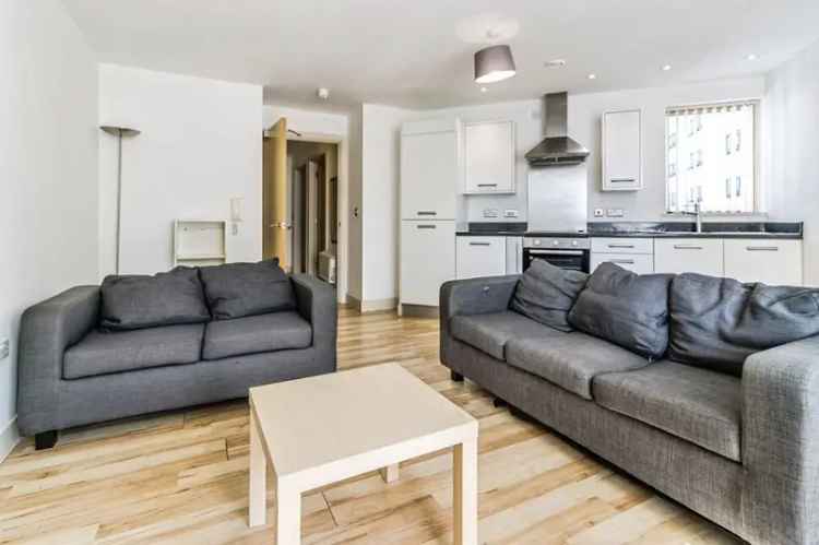 2 Bedroom Flat for Sale Manchester M3 Vie Development Secure Parking River Views