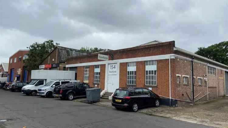 Industrial For Rent in London, England