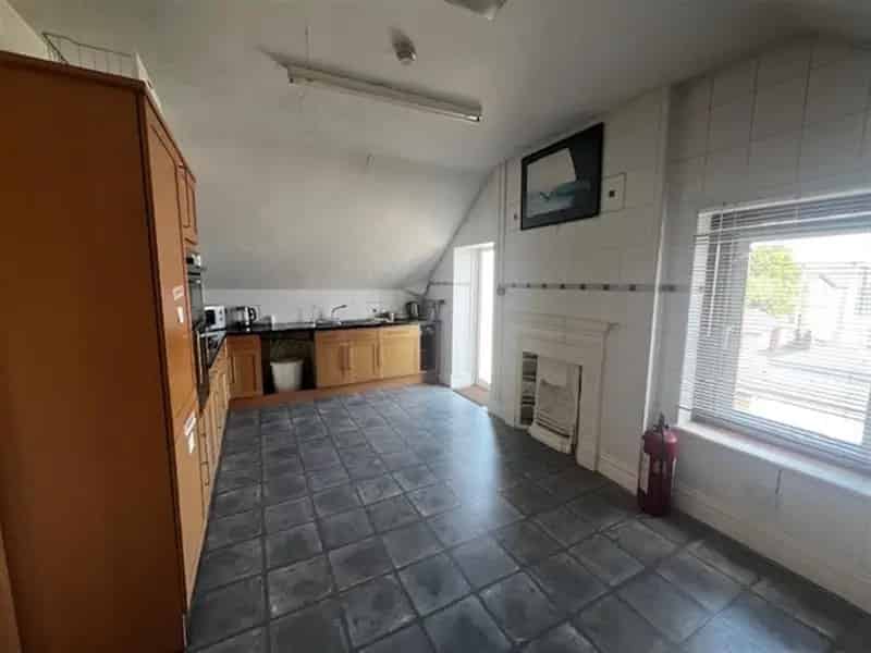 10 Bedroom Semi Detached House Investment Development Opportunity