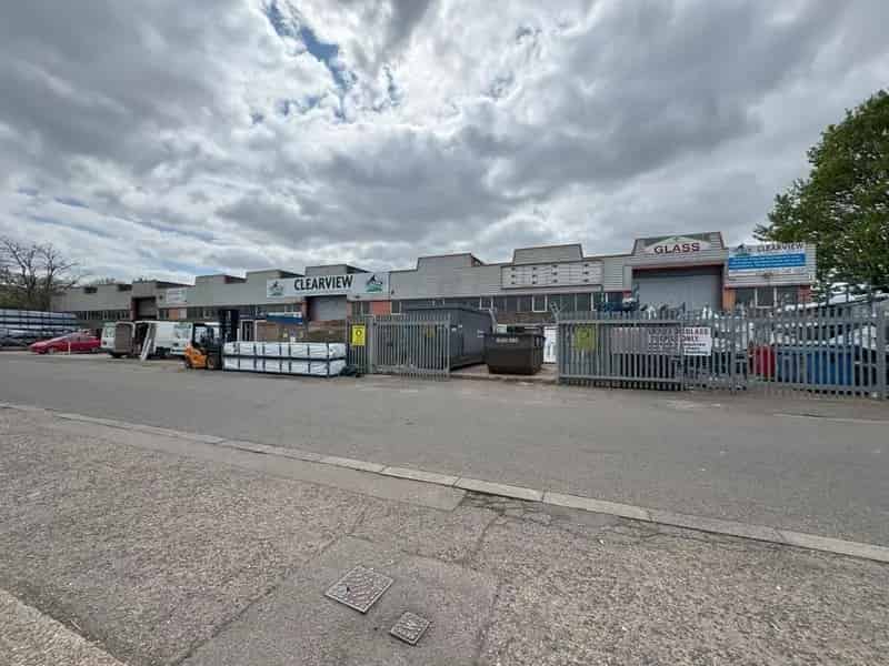Warehouse Units To Let