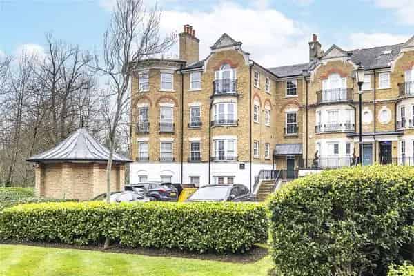 Southlands Drive, London, SW19 5QL | Property for sale | Savills