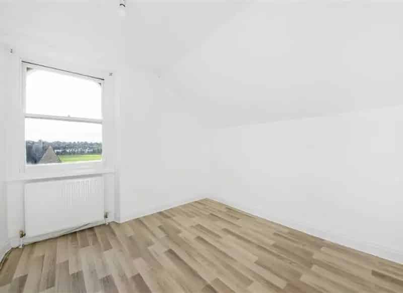 Flat For Sale , Alnwick Road, London, England