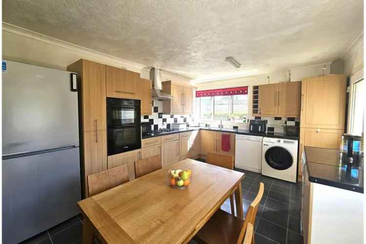 3 Bed Semi-Detached House West Kilbride