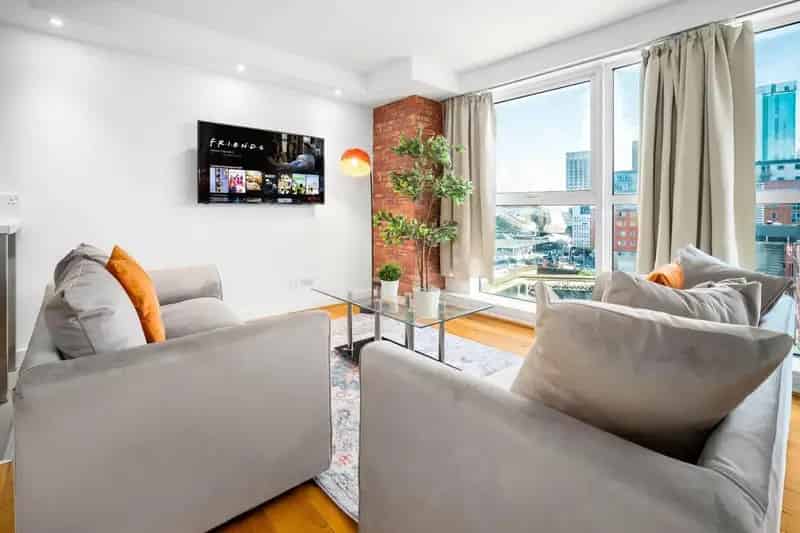 2 Bedroom Serviced Apartment for Rent
