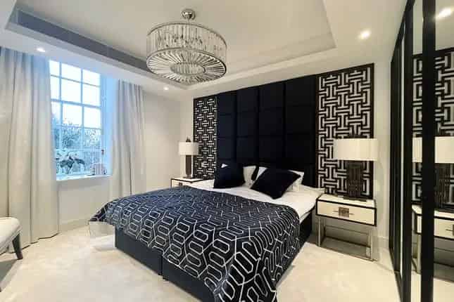 Flat for sale in Richmond Hill, Richmond TW10