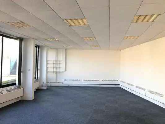 , Broadway Court, Broadway, Peterborough, PE1 1RP | Property to rent | Savills