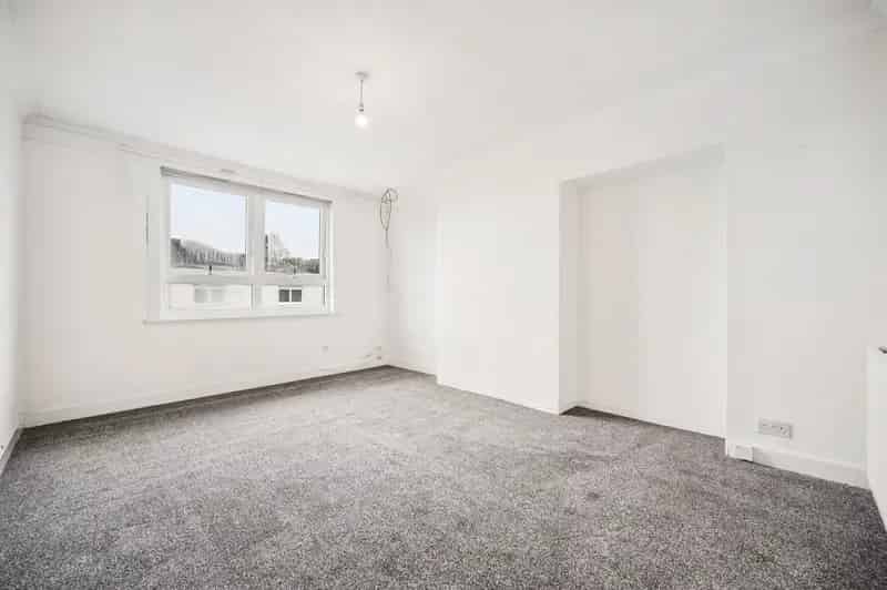 Flat For Rent , Duntocher, Scotland