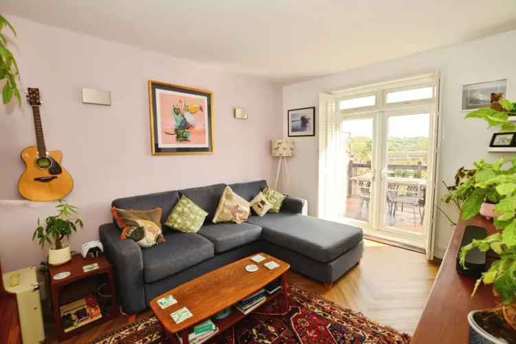 Sea View Chalet Bungalow with Open Plan Kitchen Diner and Stunning Views