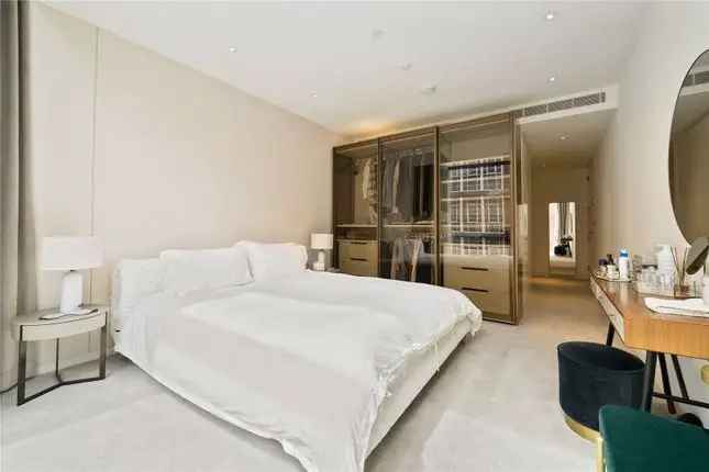 Luxury 3-Bedroom Apartment in Marylebone London