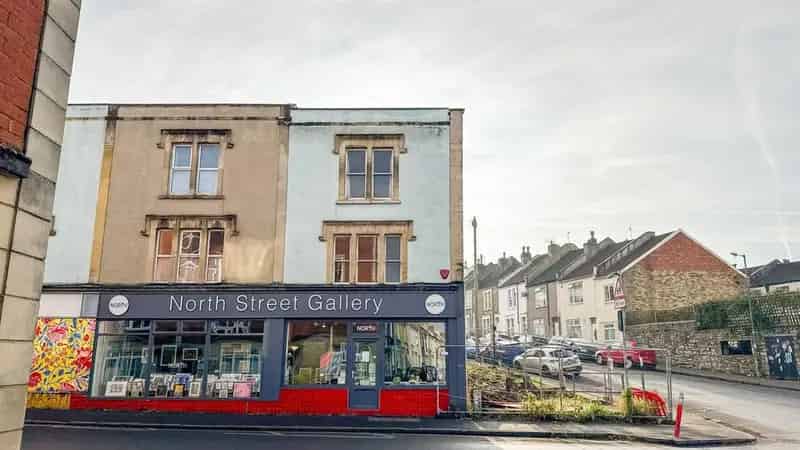 3 Bedroom Maisonette for Sale on North Street