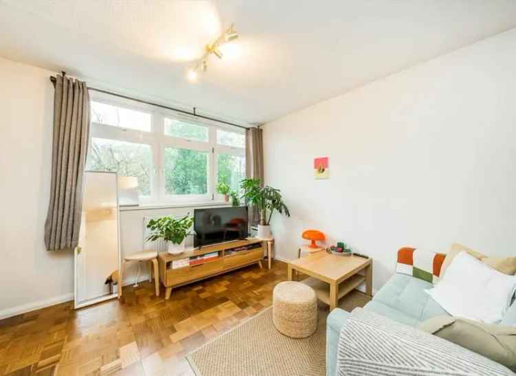 Putney Studio Flat Near Tube Station Great Views