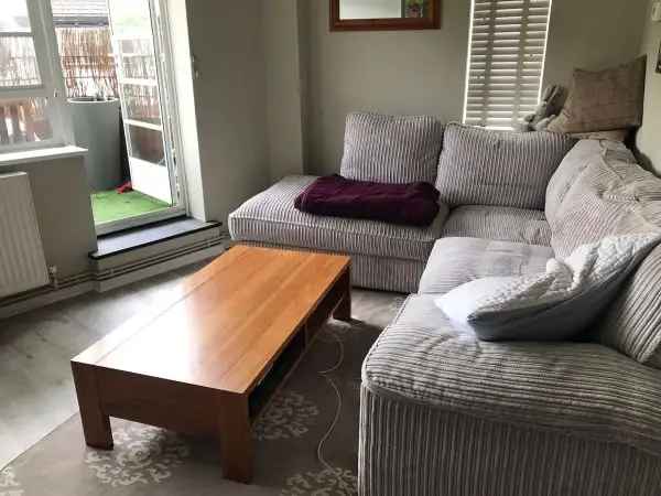 Flat For Rent in London, England