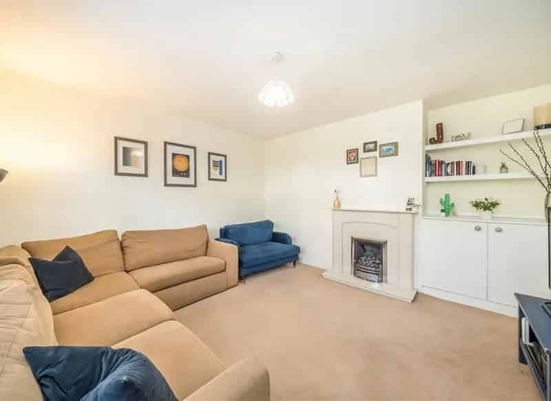 Three Bedroom House Near Kidbrooke Station