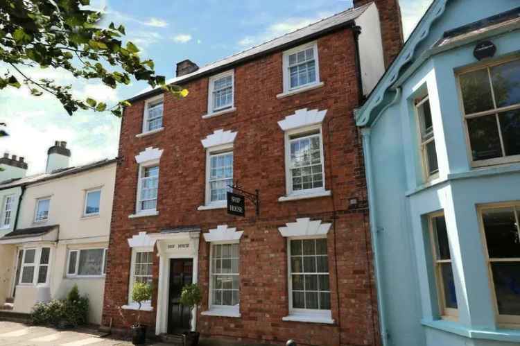 5 Bedroom Terraced House for Sale