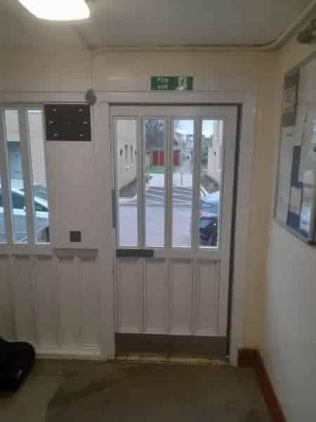 1 Double Bedroom Ground Floor Flat Near Amenities and Transport