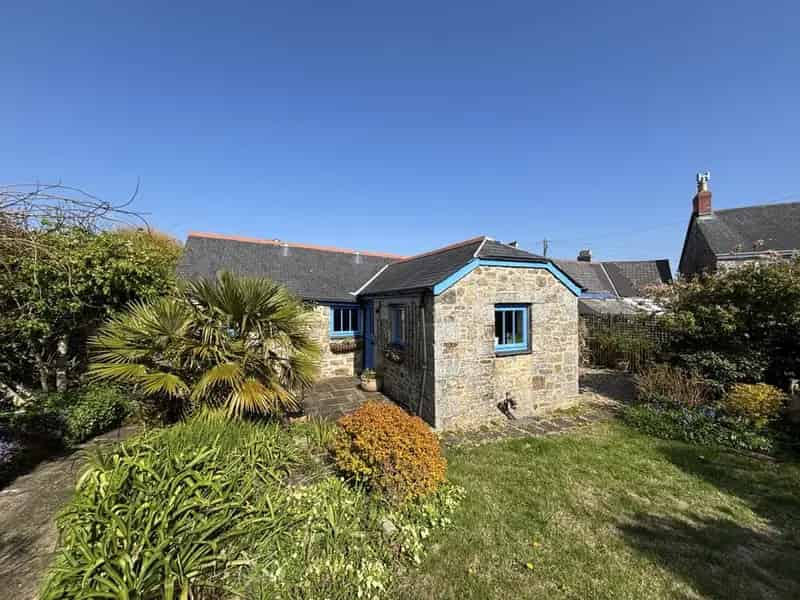 2 Bedroom Barn Conversion for Sale