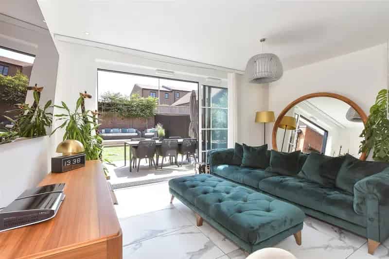 2 Bedroom Semi-Detached House for Sale Saxon Fields