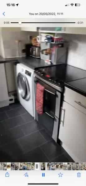 3 Bedroom House with Easy-Care Garden and Wet Room