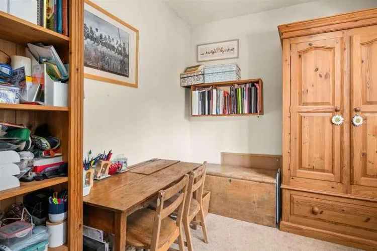 3 Bed House for Sale Near Henley Town Centre