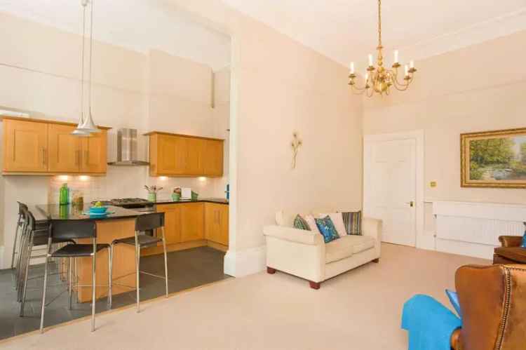 3 Bedroom Apartment with Period Features and Modern Comforts