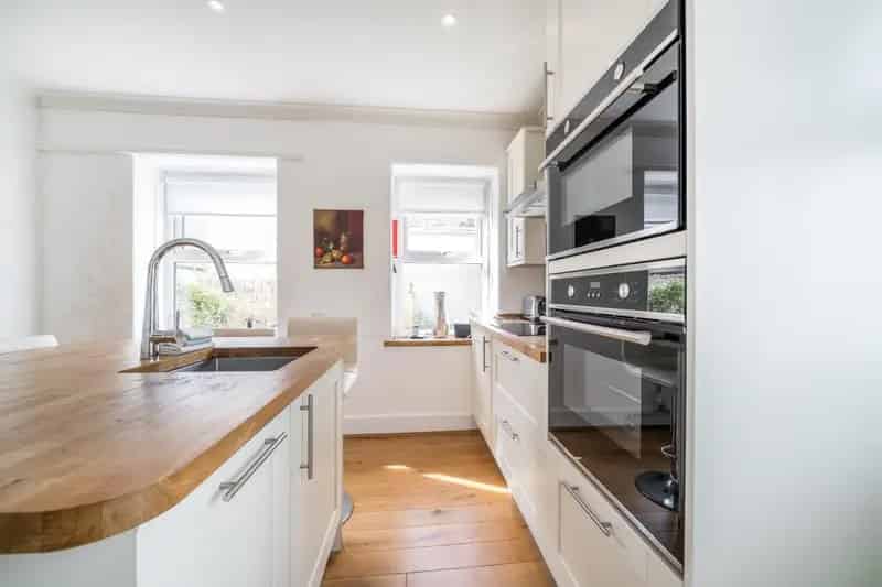 3 Bedroom Detached Bungalow For Sale in Cornwall