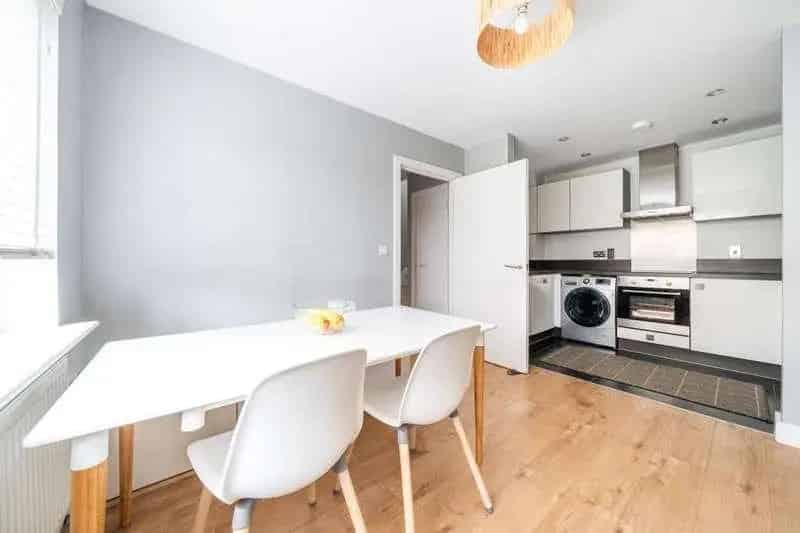 3 Bed House For Sale Green Park