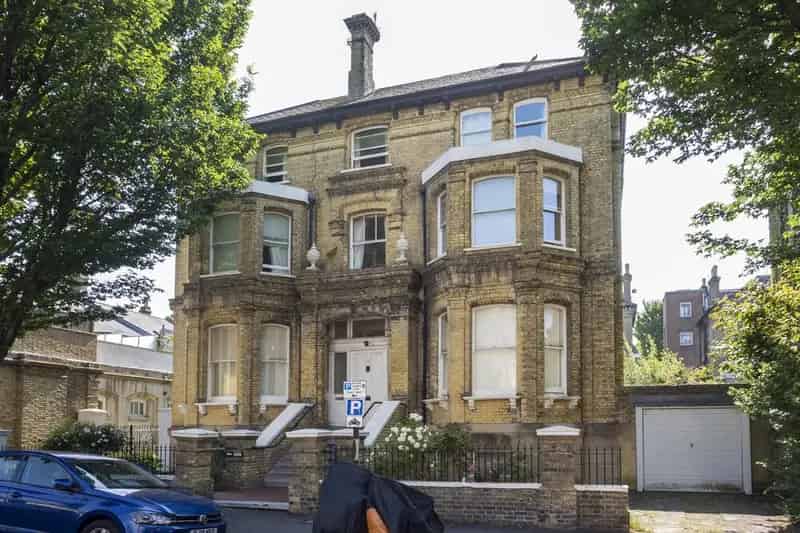 1 Bedroom Flat for Sale in Brighton Hove