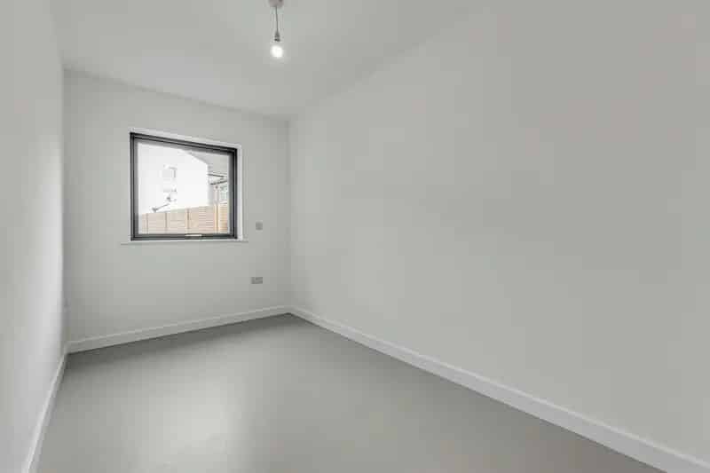 Eco-Friendly Smart Apartments near Tooting Rail Station