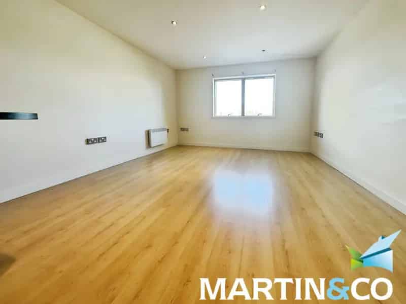 1 Bedroom Apartment Wakefield City Centre - Close to Transport Links