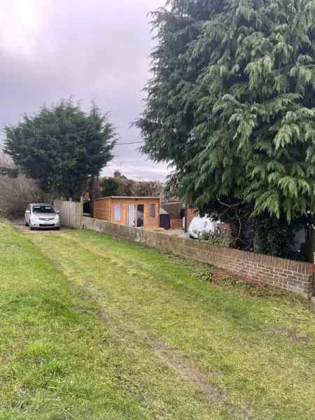 3 Bed House Large Garden Car Access Rural Location