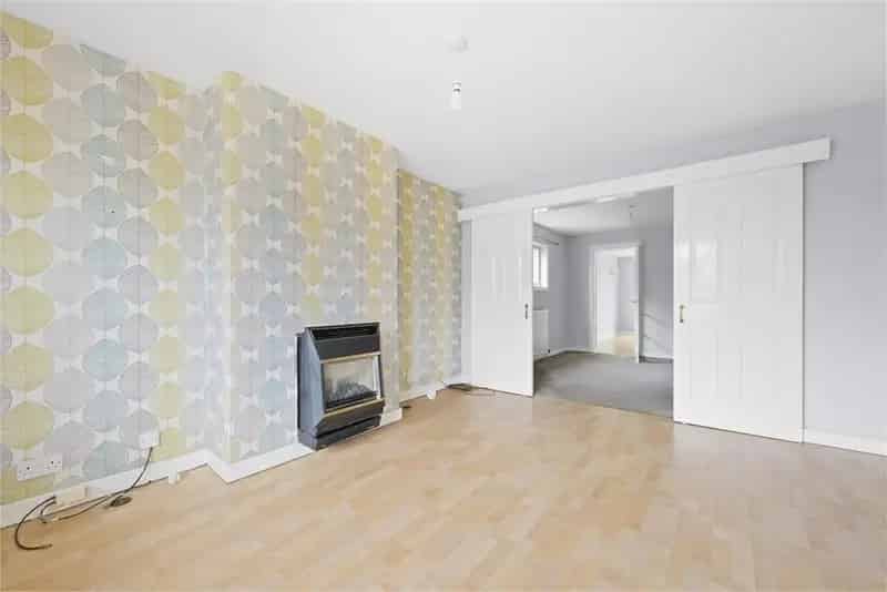 3 Bed Detached House in Pitcorthie Dunfermline