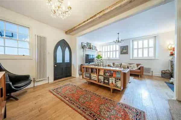 Georgian Family Home Stamford 4 Bedrooms