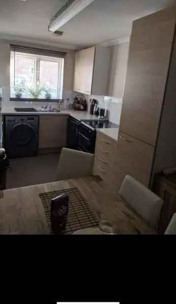 House For Rent in Reigate and Banstead, England